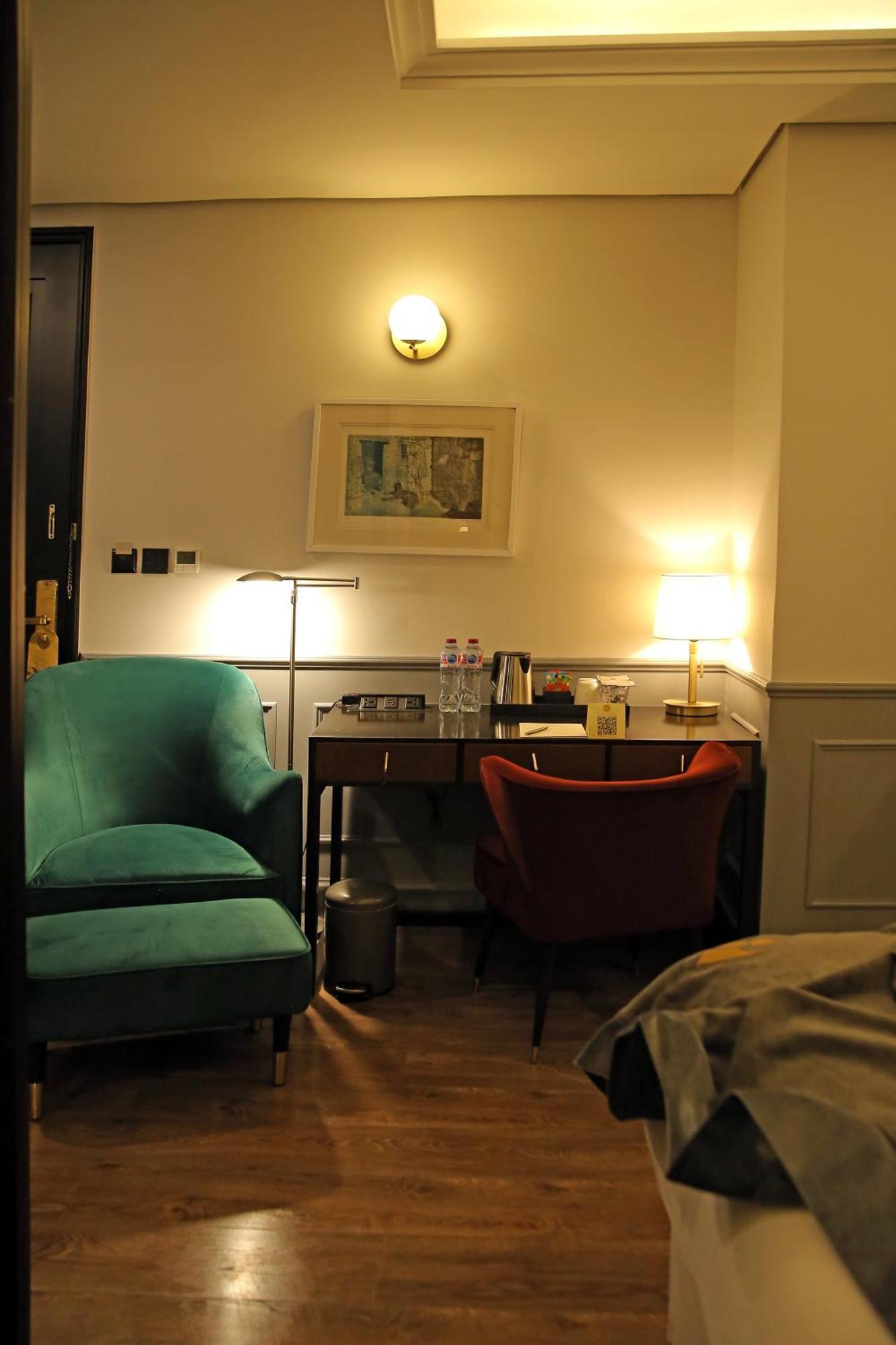 Ambiance Boutique Art Hotel Лахор Номер фото A room at the hotel